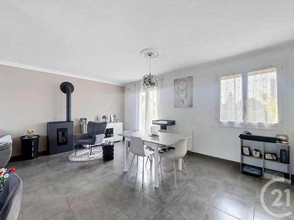 Maison à vendre  4 pièces - 89,80 m 2   CHARTRES  - 28