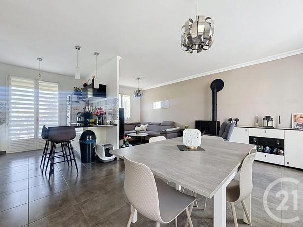 Maison à vendre  4 pièces - 89,80 m 2   CHARTRES  - 28