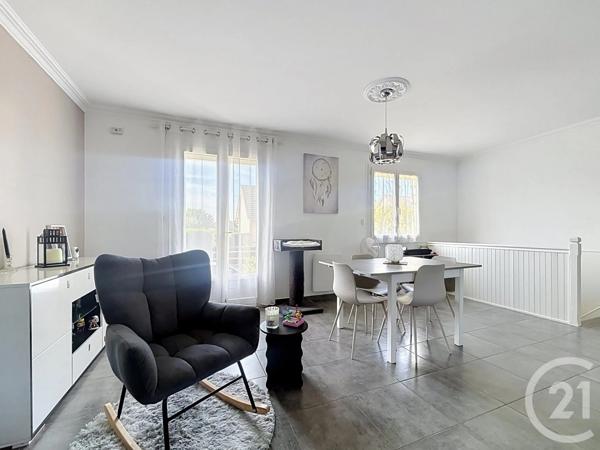 Maison à vendre  4 pièces - 89,80 m 2   CHARTRES  - 28