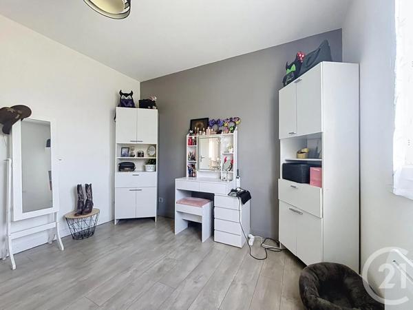 Maison à vendre  4 pièces - 89,80 m 2   CHARTRES  - 28
