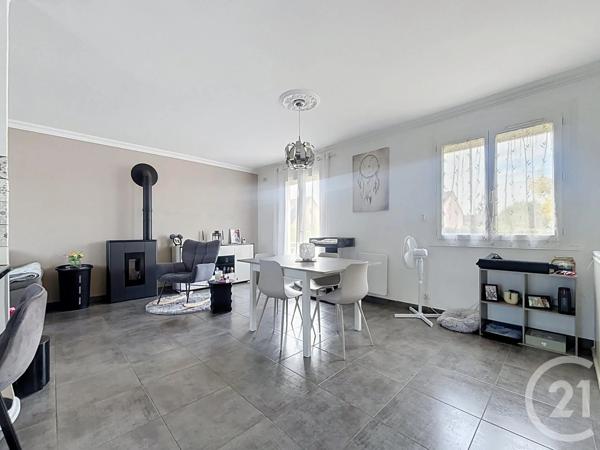Maison à vendre  4 pièces - 89,80 m 2   CHARTRES  - 28