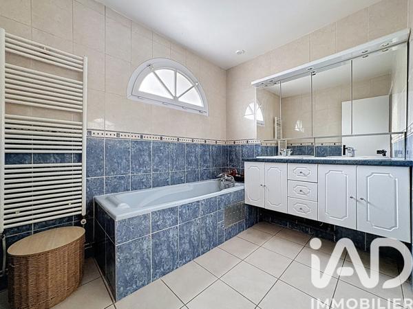Maison à vendre 6 pièces 115 m² Le Blanc-Mesnil