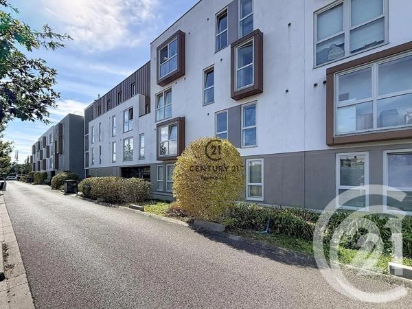 Appartement F3 à vendre  3 pièces - 59,62 m 2   VILLEMOMBLE  - 93