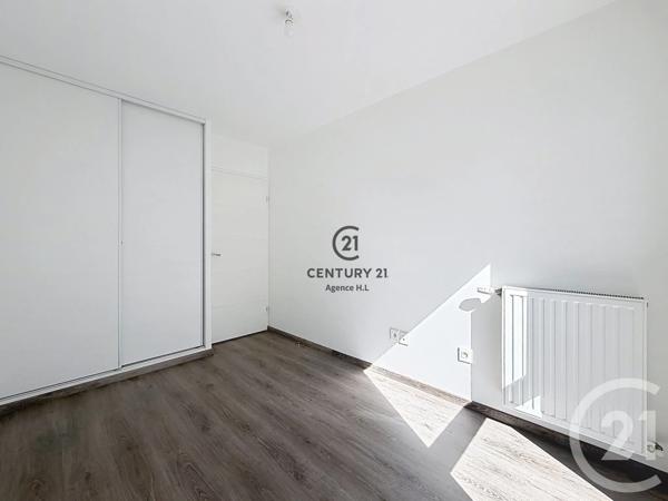 Appartement F3 à vendre  3 pièces - 59,62 m 2   VILLEMOMBLE  - 93