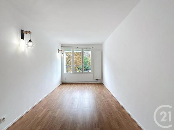 Appartement F3 à vendre  3 pièces - 65,65 m 2   MOISSY CRAMAYEL  - 77