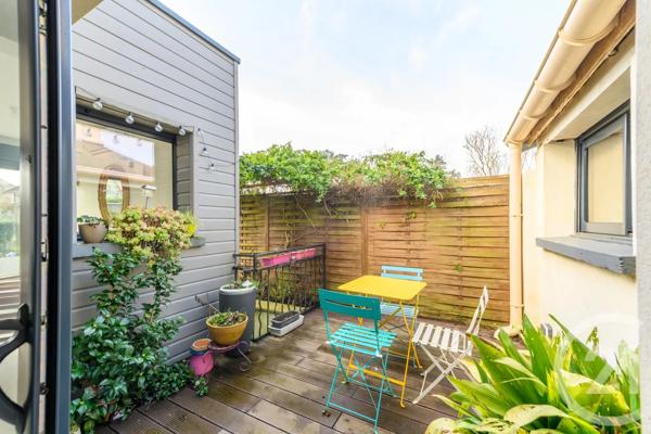 Maison à vendre  7 pièces - 188 m 2   CLAYE SOUILLY  - 77