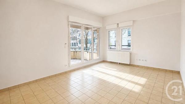 Appartement F3 à vendre  3 pièces - 60,52 m 2   CHARTRES  - 28