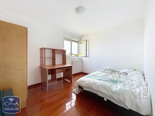 Appartement à vendre 4 pièces 60.9m² Villejuif (94800)