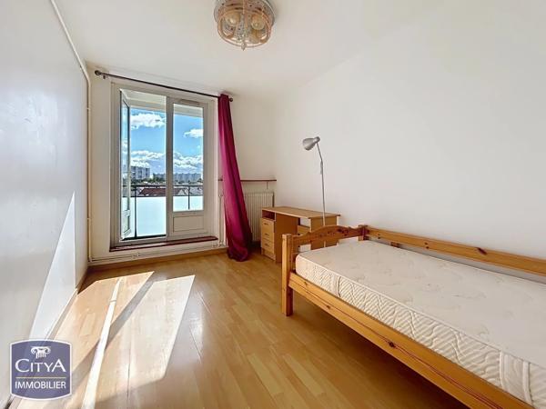 Appartement à vendre 4 pièces 60.9m² Villejuif (94800)