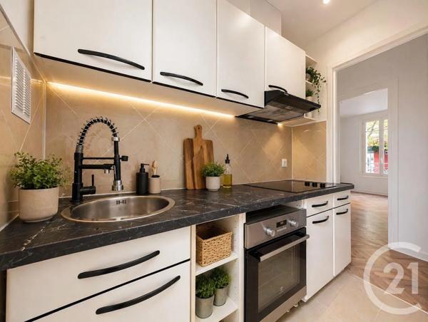 Appartement F3 à vendre  3 pièces - 38,35 m 2   SURESNES  - 92