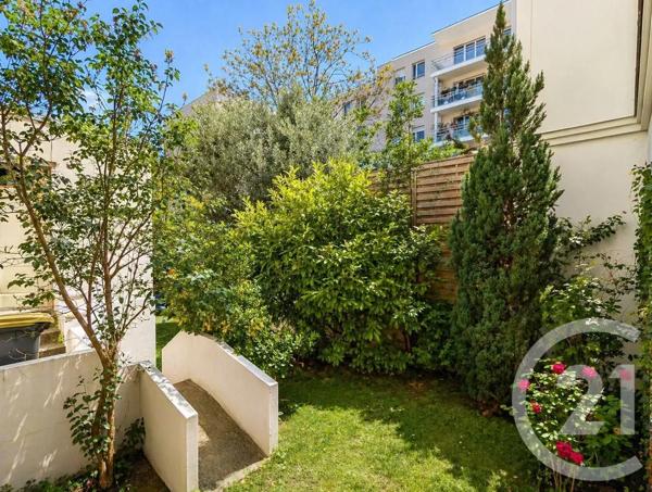 Appartement F3 à vendre  3 pièces - 38,35 m 2   SURESNES  - 92