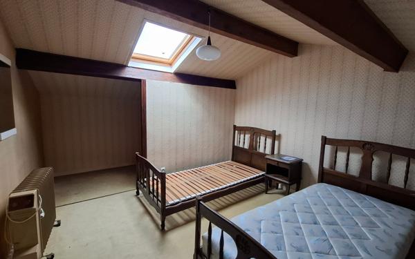 Maison à vendre    5 pièces • 170 m2 Entraigues-sur-la-Sorgue