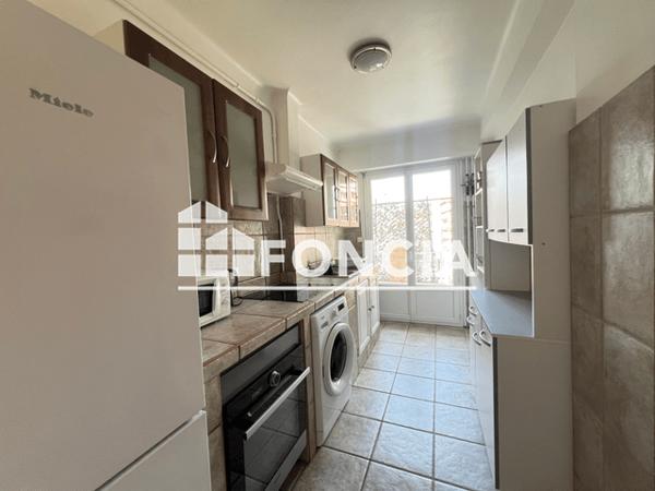 Location Studio meublé 50.18 m² - 2 Rue Casimir Raynaud Le Cannet 06110