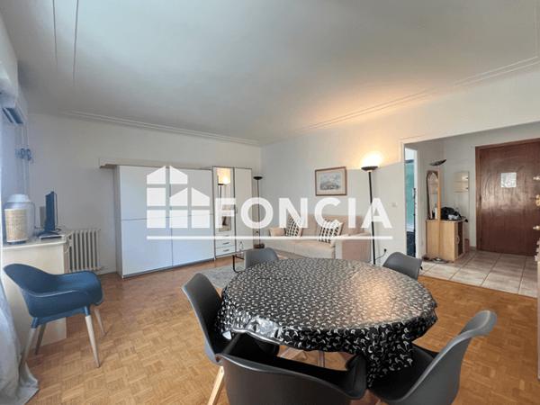 Location Studio meublé 50.18 m² - 2 Rue Casimir Raynaud Le Cannet 06110