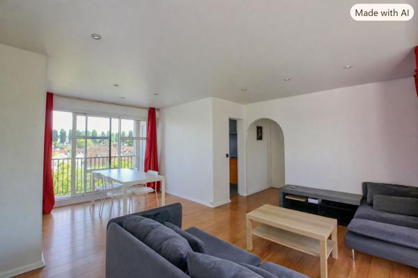 Appartement au calme en dernier étage