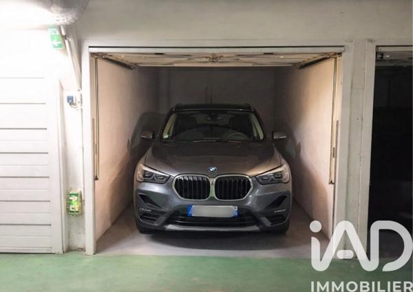 Parking à vendre 16 m² 