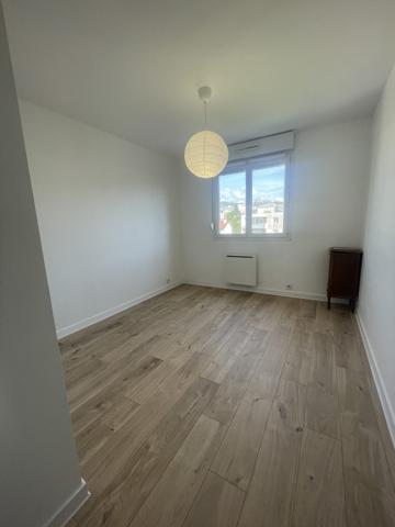 Bel appartement T4 dernier étage