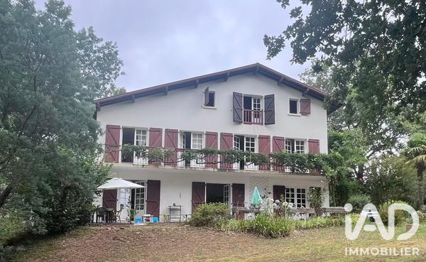 Maison à vendre 10 pièces 282 m² Villefranque