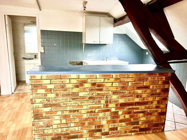 Immeuble de rapport avec cachet à rénover