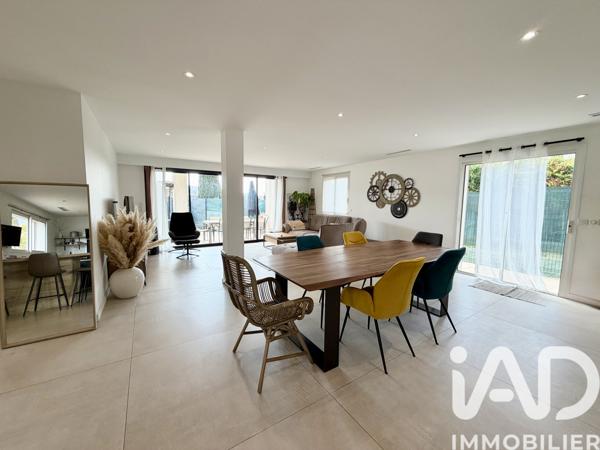 Maison à vendre 7 pièces 255 m² Grasse