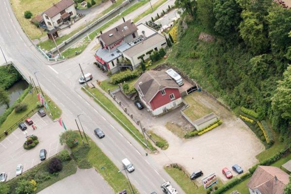 Fonds de commerce restaurant - grill - pizzeria sur secteur à forte fréquentation - Parking privé