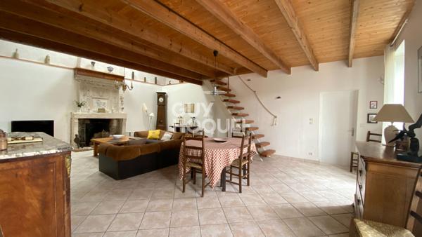 Maison T4 (126 m²) à vendre à MORNAC SUR SEUDRE