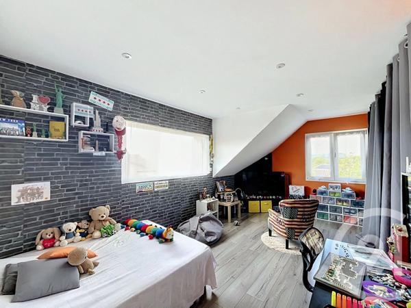 Maison à vendre  7 pièces - 147,86 m 2   FRAHIER ET CHATEBIER  - 70