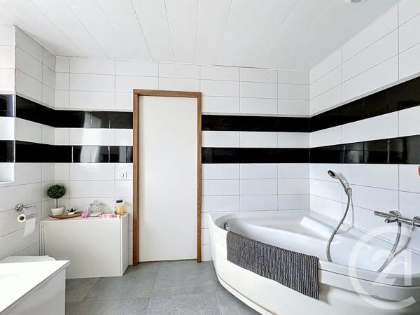 Maison à vendre  7 pièces - 147,86 m 2   FRAHIER ET CHATEBIER  - 70