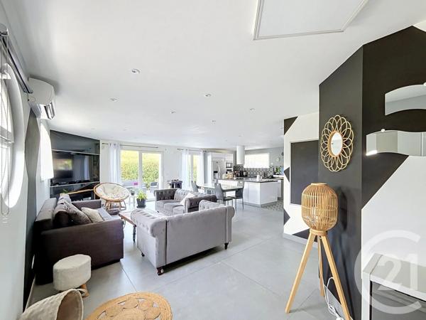 Maison à vendre  7 pièces - 147,86 m 2   FRAHIER ET CHATEBIER  - 70