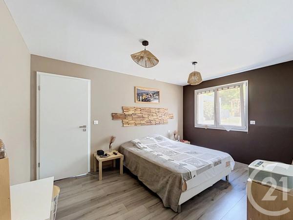 Maison à vendre  7 pièces - 147,86 m 2   FRAHIER ET CHATEBIER  - 70