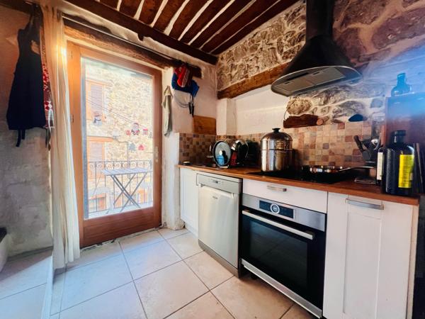 Villeneuve-Loubet (06270) Maison de charme atypique avec cave sur Villeneuve loubet