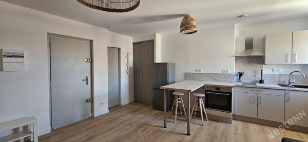Charmant studio meublé à louer au dernier étage à Chalon-sur-Saône