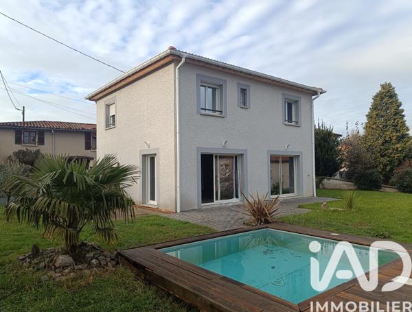 Maison à vendre 5 pièces 102 m² Saint-Martin-la-Plaine