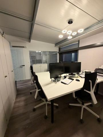 Bâtiment mixte bureaux et activités - 350 m2 - À louer - La Chapelle Saint Mesmin