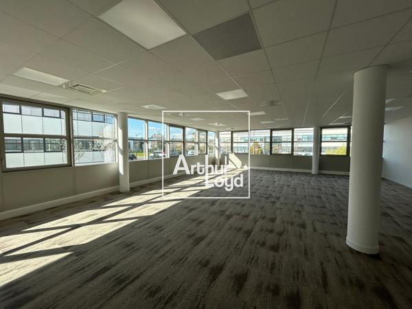 Bureaux à louer à Toulouse nord ouest dans immeuble récent et lumineux