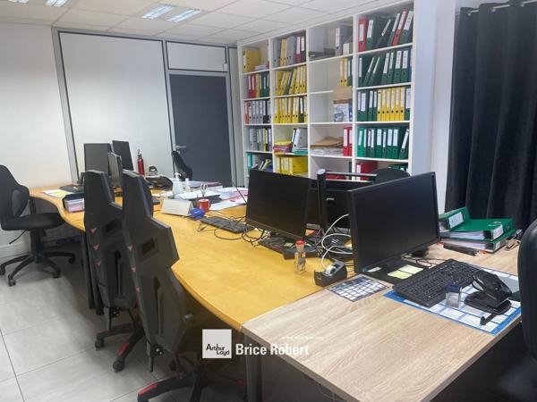 Bureau à louer Lyon bureaux aménagés quartier Croix Rousse lumineux