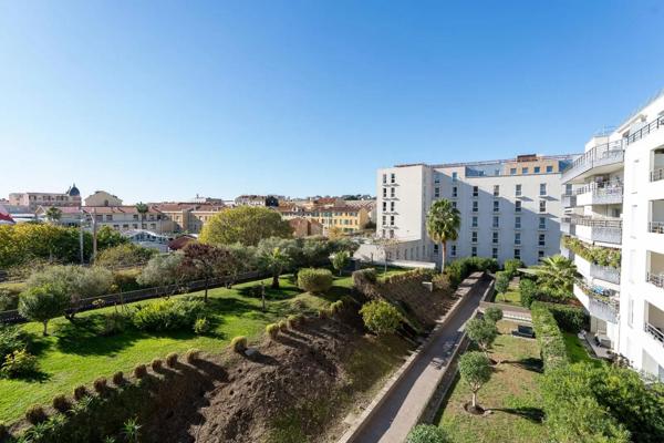 Appartement à vendre 2 pièces 42.13m²