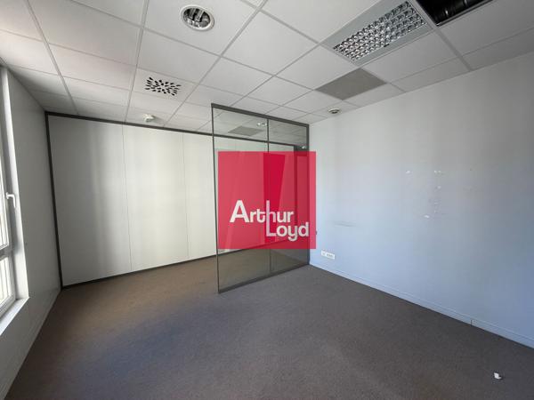 Bureaux à louer à Grenoble BOUCHAYER VIALLET dans immeuble qualitatif proche transports