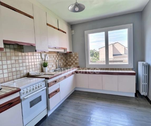 *Co-Exclusivité*Sanvic Etoile* T2 de 57 m² avec garage.