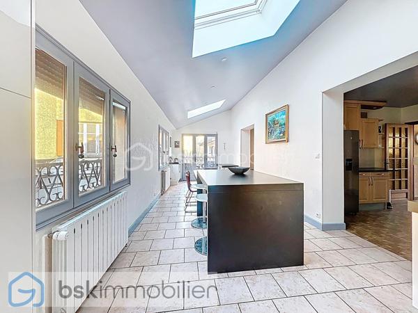 Maison traditionnelle de 215 m²