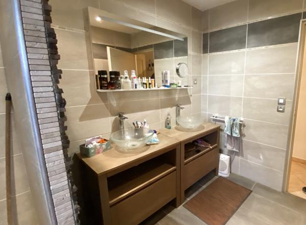 Rocbaron (83136) Belle maison de plain-pied de 141 m²