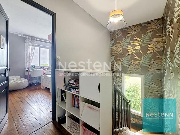 Maison avec 4 chambres surélevée sur un sous-sol total au coeur de Montereau-Fault-Yonne