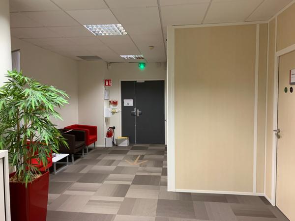 Immeuble de bureaux à vendre d'environ 4 635m2 (SHON) - BOIGNY SUR BIONNE