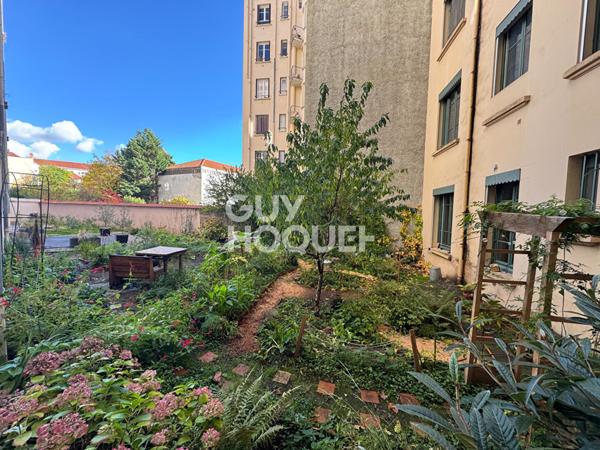 Appartement T5 Boulevard -parquet et cheminée