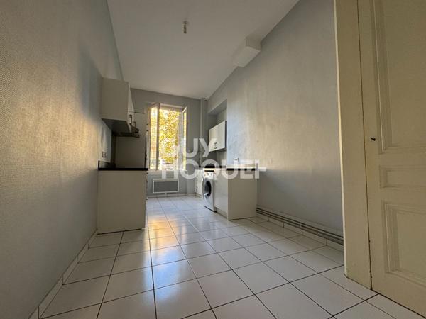 Appartement T5 Boulevard -parquet et cheminée