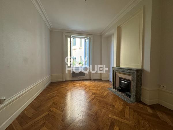 Appartement T5 Boulevard -parquet et cheminée