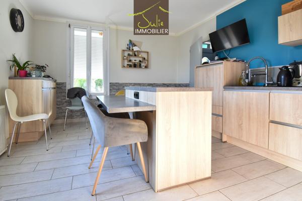 Secteur LA FORET SUR SEVRE - Maison de campagne, 3 chambres, 1,3 h de terrain avec dépendance