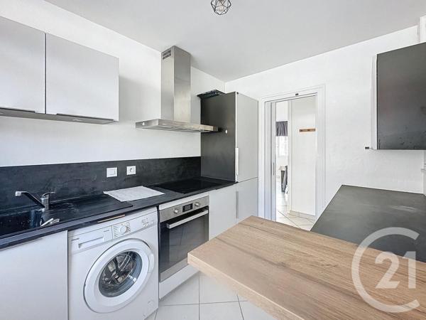 Appartement à vendre  5 pièces - 65,93 m2 ALBERTVILLE - 73