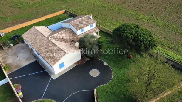 Maison traditionnelle de 183 m²