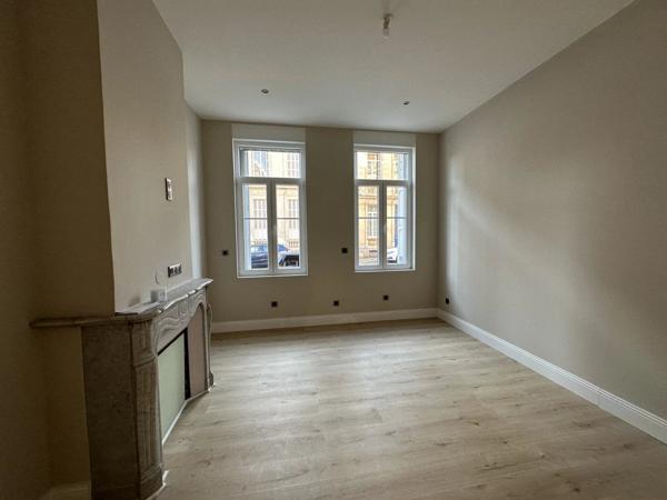 Location Maison 7 pièces 160 m2 à Saint-Quentin